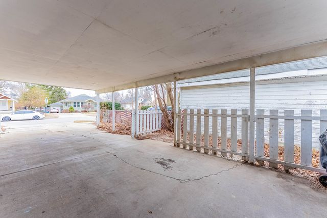 218 Orange Street, Elgin, IL 60123