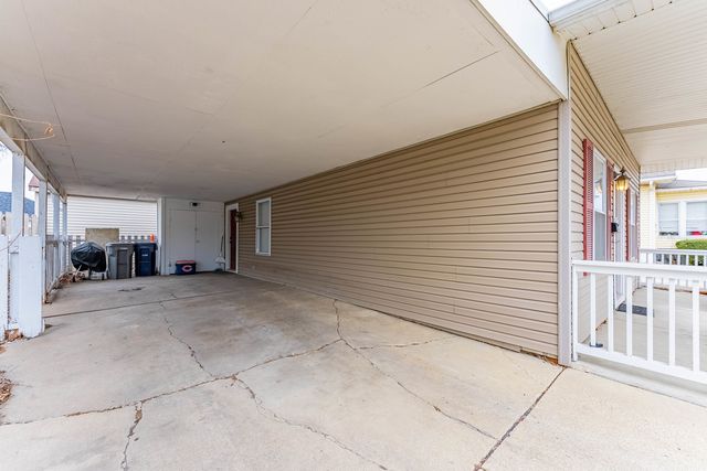 218 Orange Street, Elgin, IL 60123