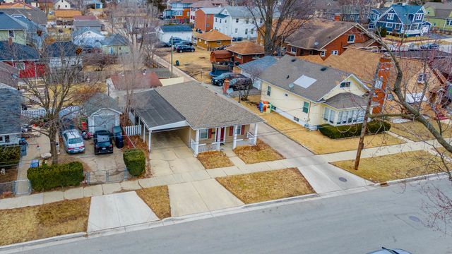 218 Orange Street, Elgin, IL 60123