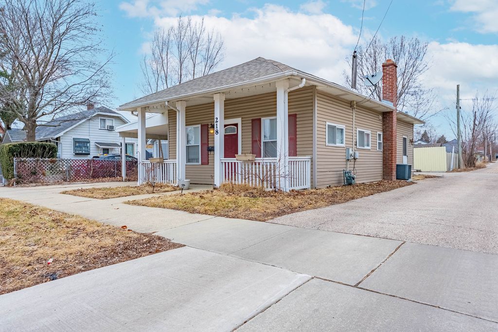 218 Orange Street, Elgin, IL 60123