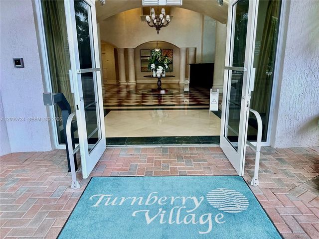 19900 E Country Club Drive 216, Aventura, FL 33180