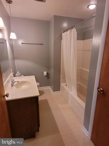 160 ECHO DR, Chambersburg, PA 17202