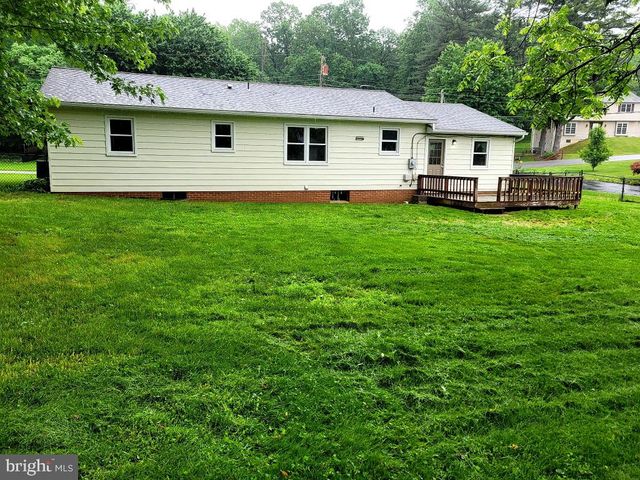 160 ECHO DR, Chambersburg, PA 17202