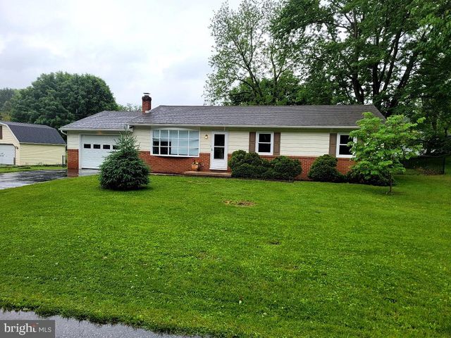 160 ECHO DR, Chambersburg, PA 17202