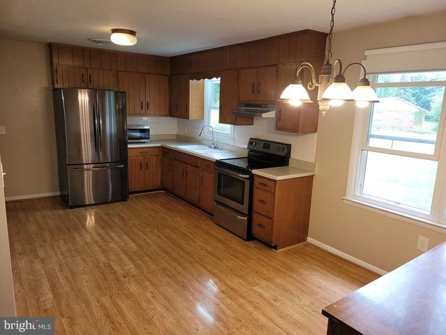 160 ECHO DR, Chambersburg, PA 17202