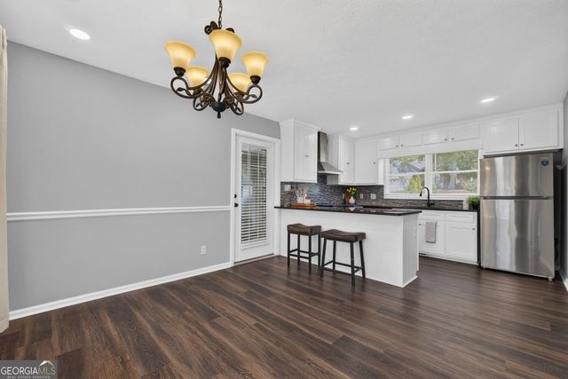 938 Charleston Court, Gainesville, GA 30501
