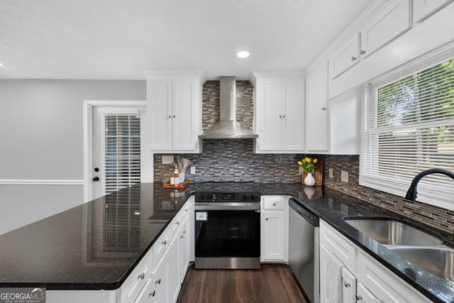938 Charleston Court, Gainesville, GA 30501