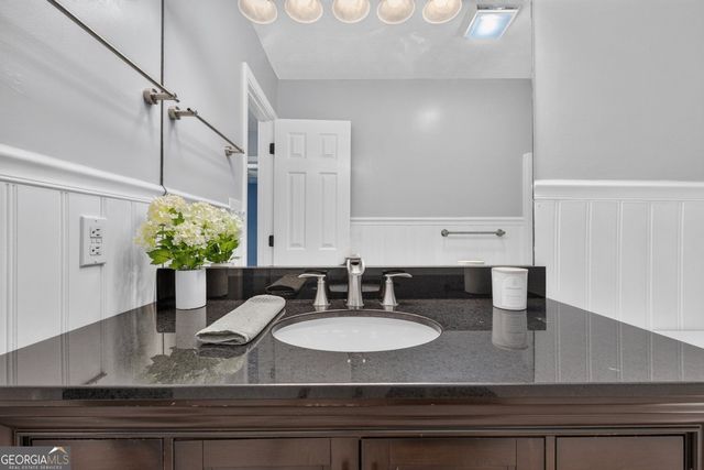 938 Charleston Court, Gainesville, GA 30501