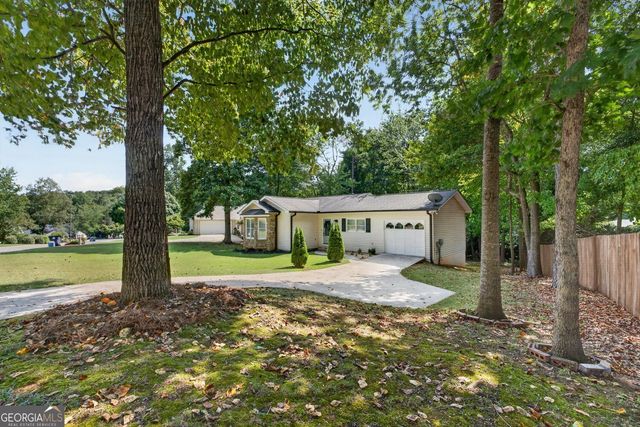 938 Charleston Court, Gainesville, GA 30501