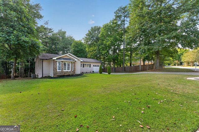 938 Charleston Court, Gainesville, GA 30501