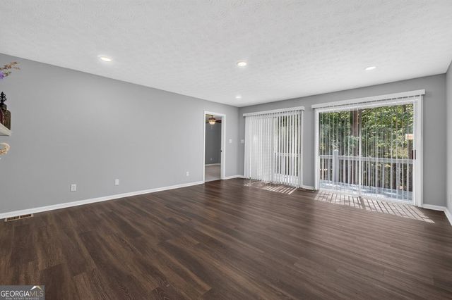 938 Charleston Court, Gainesville, GA 30501