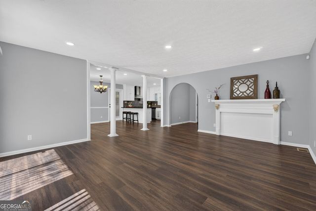 938 Charleston Court, Gainesville, GA 30501