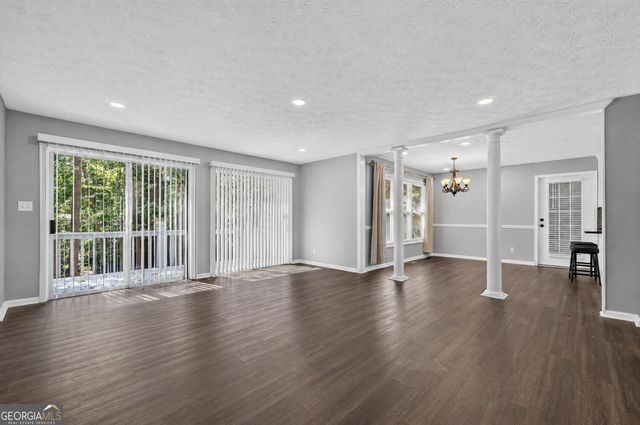 938 Charleston Court, Gainesville, GA 30501