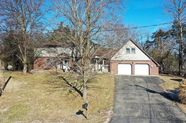8 Mill Springs, Coatesville, IN 46121