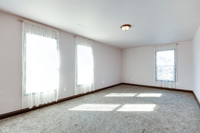 8 Mill Springs, Coatesville, IN 46121