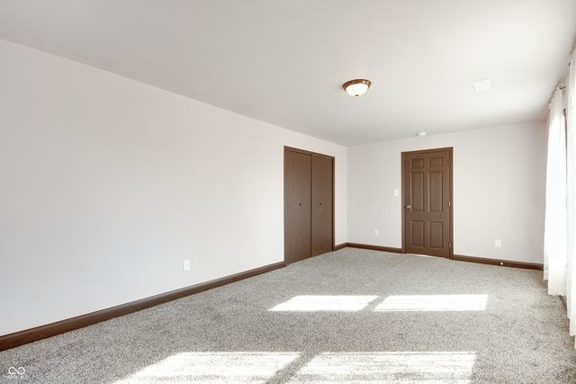 8 Mill Springs, Coatesville, IN 46121