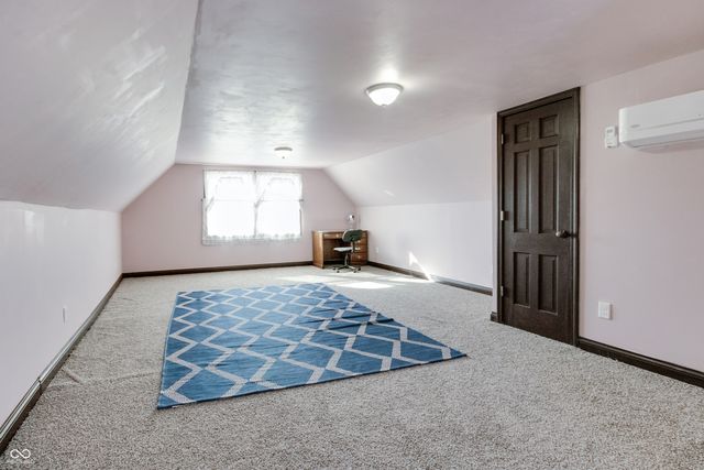 8 Mill Springs, Coatesville, IN 46121