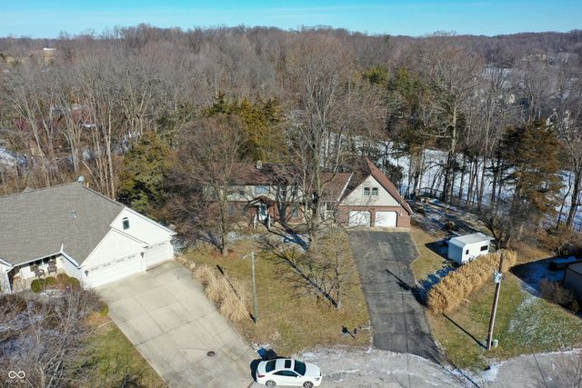 8 Mill Springs, Coatesville, IN 46121