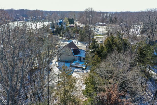 8 Mill Springs, Coatesville, IN 46121