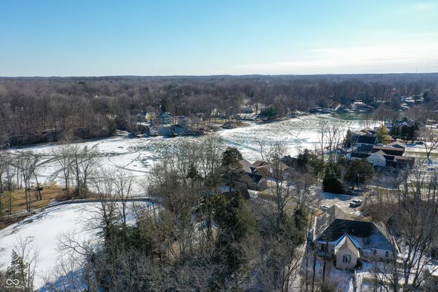 8 Mill Springs, Coatesville, IN 46121