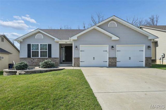 500 Indian Lake Drive, Wright City, MO 63390