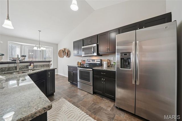 500 Indian Lake Drive, Wright City, MO 63390