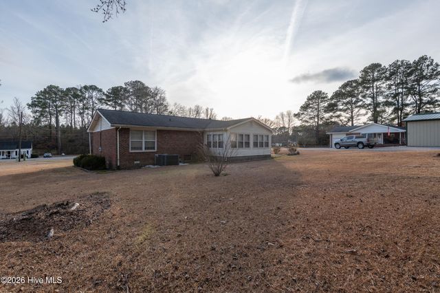 6295 Nc Hwy 33, Grimesland, NC 27837