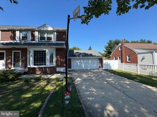 64 WOODLAND RD, Reading, PA 19610