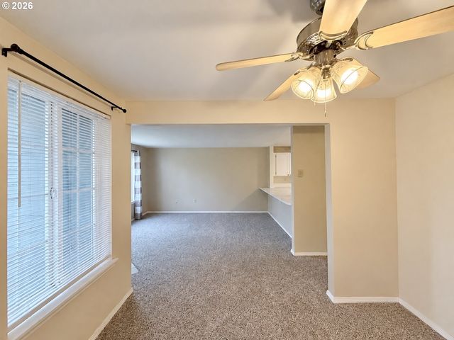 17516 Nw SPRINGVILLE Rd B-1, Portland, OR 97229