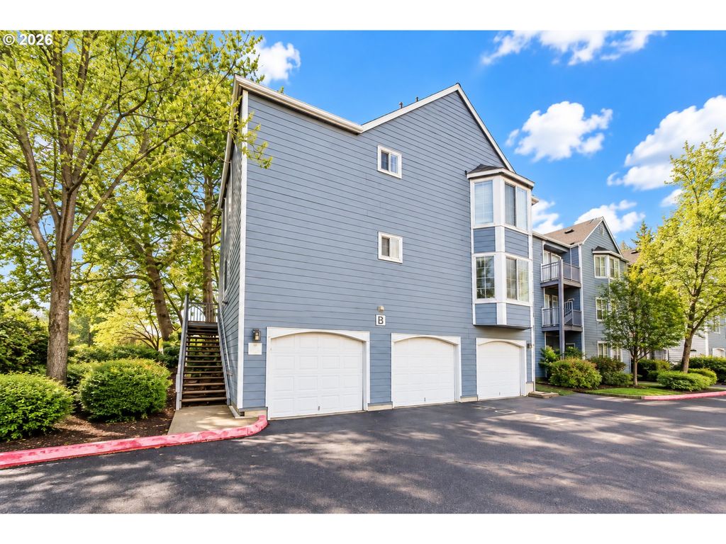 17516 Nw SPRINGVILLE Rd B-1, Portland, OR 97229