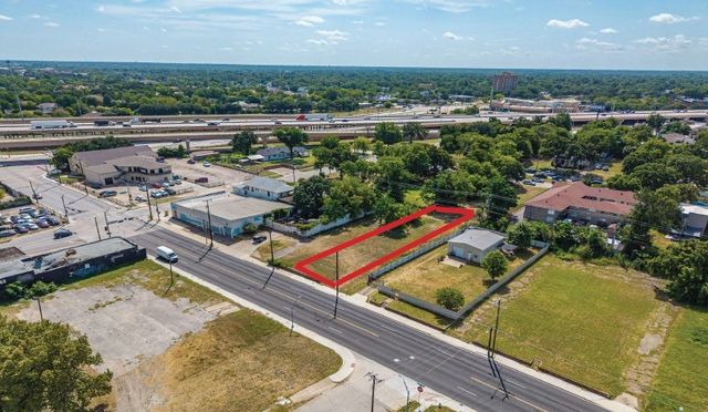 1910 Al Lipscomb Way, Dallas, TX 75215