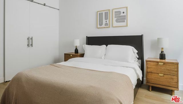 1130 N Orange Drive 201, Los Angeles, CA 90038