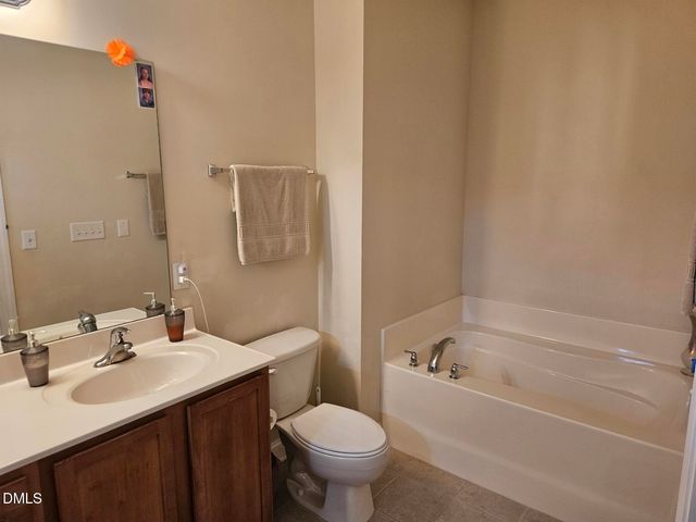 3806 Heritage Spring Circle, Wake Forest, NC 27587