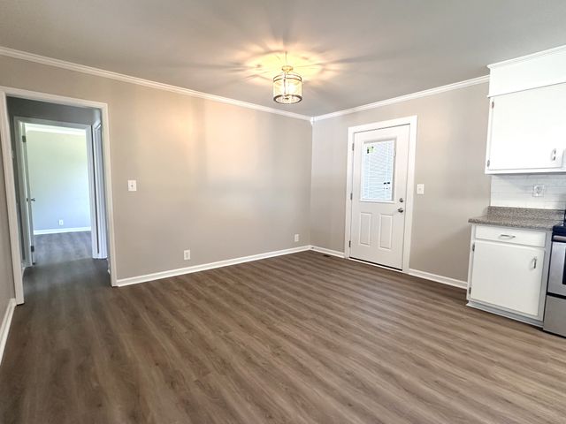 21 McAlister Rd, Fayetteville, TN 37334