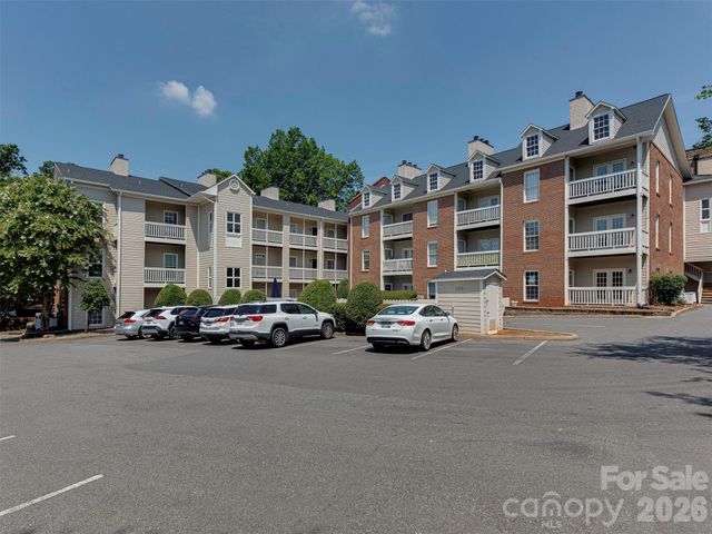 301 Queens Road 105, Charlotte, NC 28204