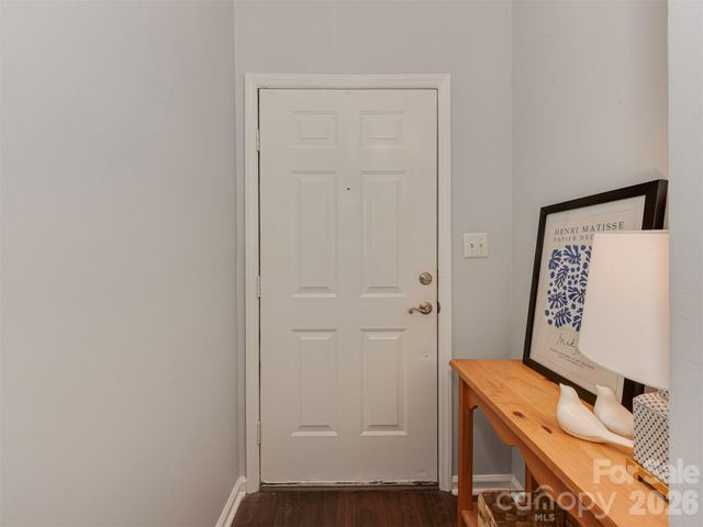 301 Queens Road 105, Charlotte, NC 28204
