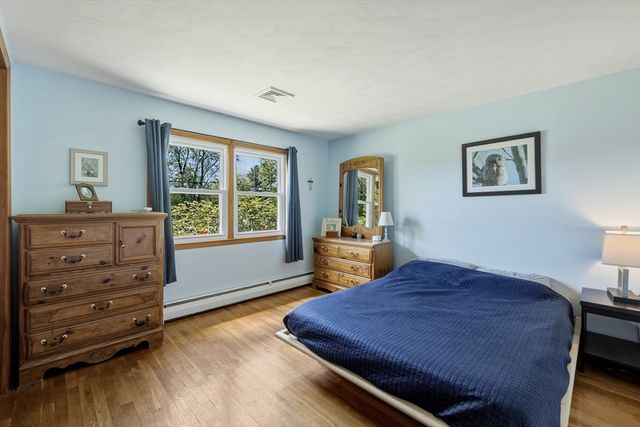 16 Saybrook Cir, South Hadley, MA 01075