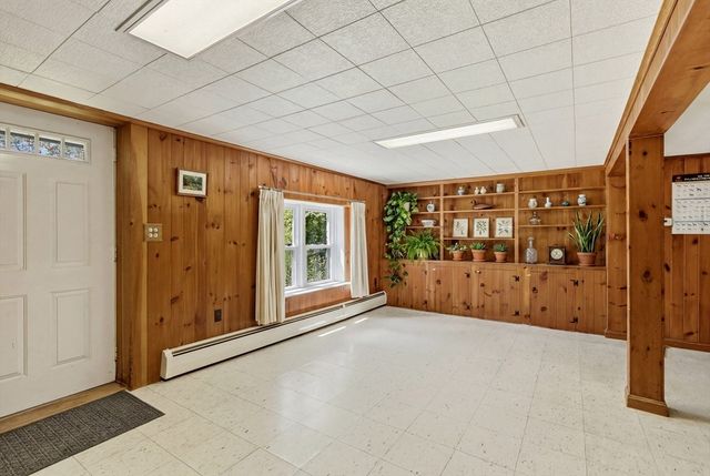 16 Saybrook Cir, South Hadley, MA 01075