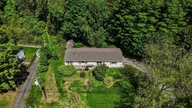 16 Saybrook Cir, South Hadley, MA 01075