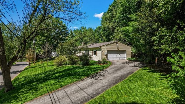 16 Saybrook Cir, South Hadley, MA 01075