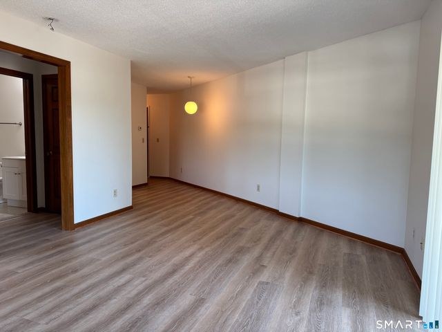 1022 Main Street 7, Branford, CT 06405