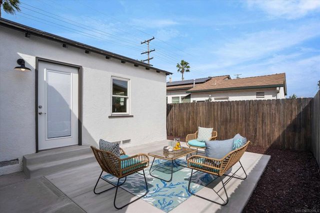 3553 Monroe, San Diego, CA 92116