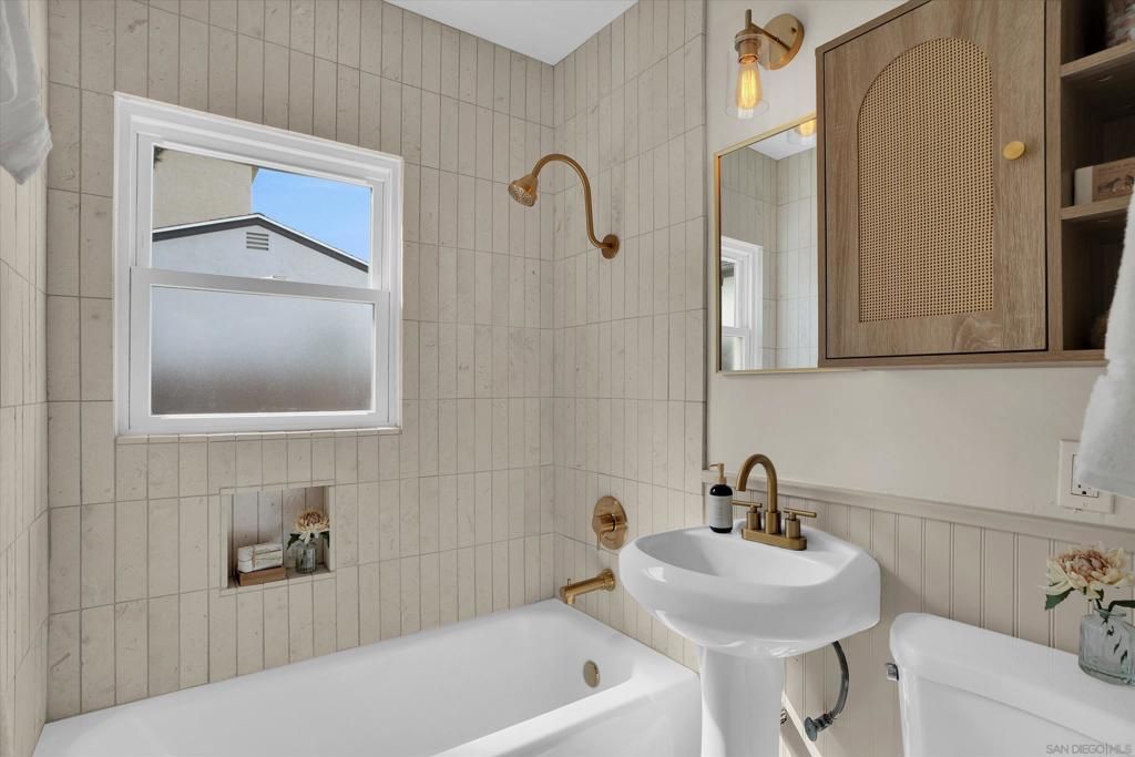 3553 Monroe, San Diego, CA 92116 — photo 3
