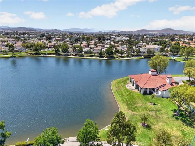 28680 Avenida Marbella, Menifee, CA 92584