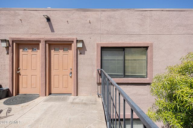 330 S BECK Avenue 207, Tempe, AZ 85281