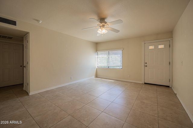 330 S BECK Avenue 207, Tempe, AZ 85281