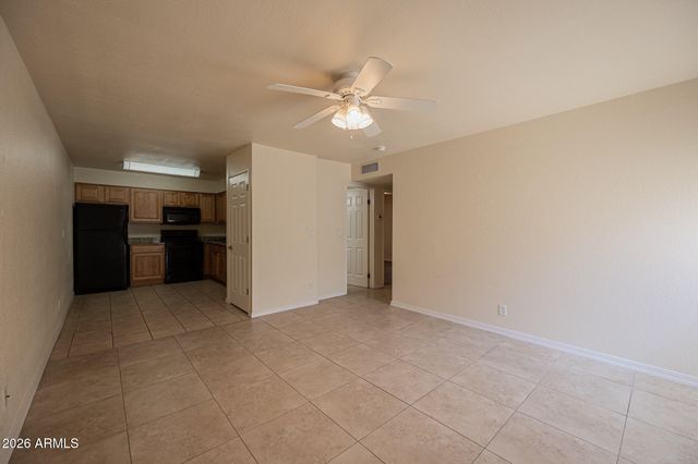 330 S BECK Avenue 207, Tempe, AZ 85281