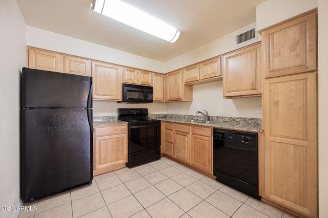 330 S BECK Avenue 207, Tempe, AZ 85281