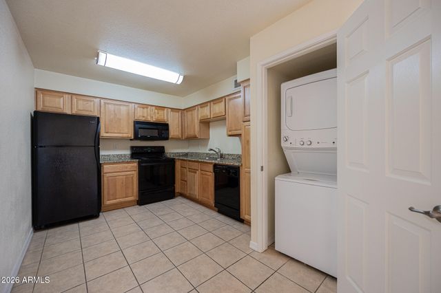 330 S BECK Avenue 207, Tempe, AZ 85281