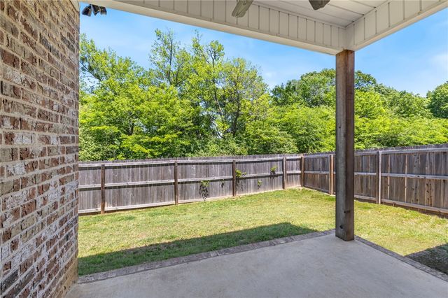 254 N Solitude Bend, Fayetteville, AR 72704